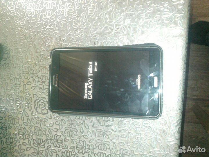 Самсунг таб 4