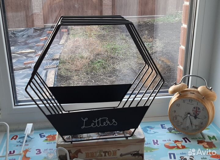 Продам три держателя, 2 кухонных точно