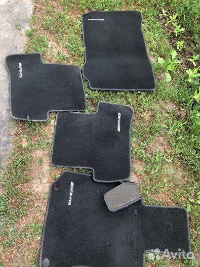 Автомобильные коврики mercedes-AMG