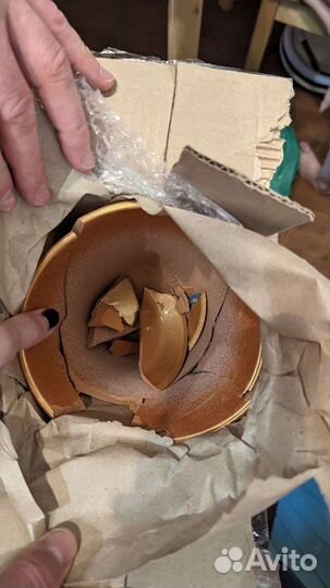 Терракотовые керамический горшки битые