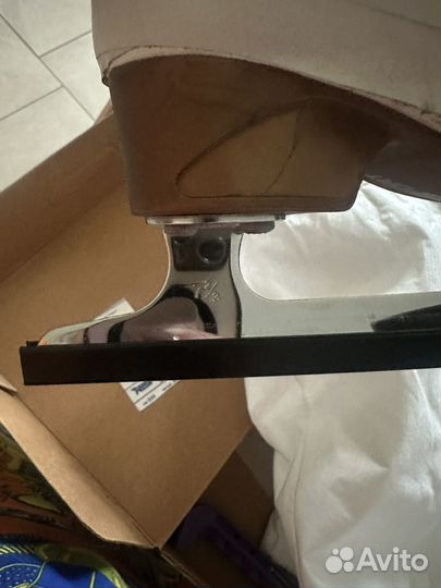 Фигурные коньки risport 220