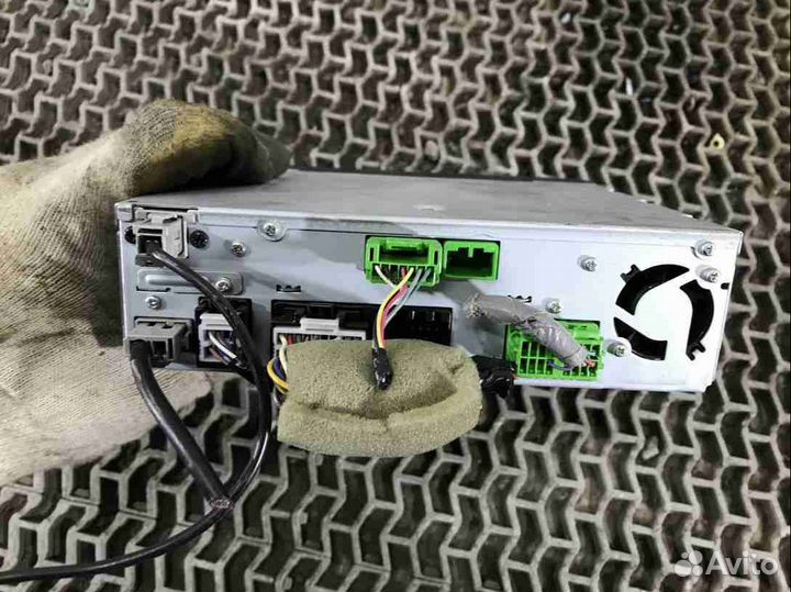 DVD-чейнджер Honda Legend 39540-SJA-E010