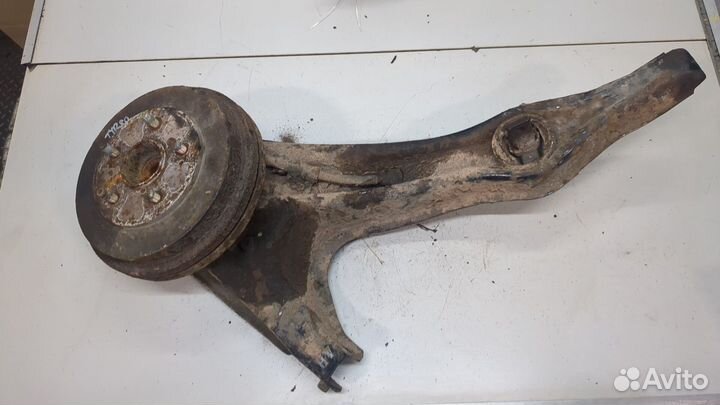 Ступица (кулак, цапфа) правая задняя Honda CR-V