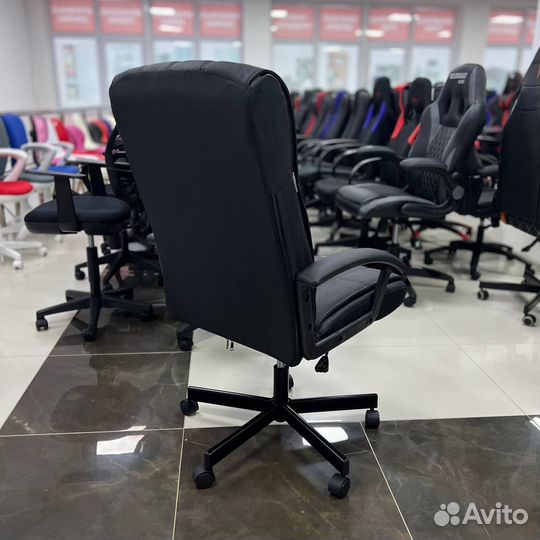 Офисное компьютерное кресло CH-823axsn