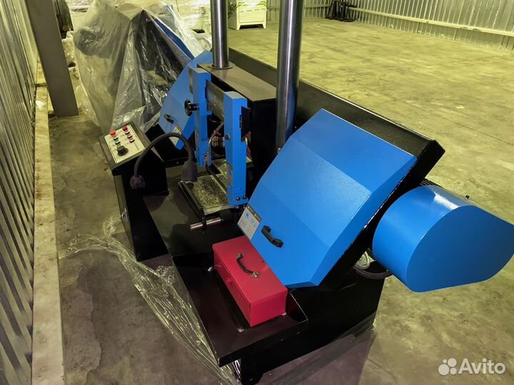 Ленточнопильный станок MetalTec BS 300 CH