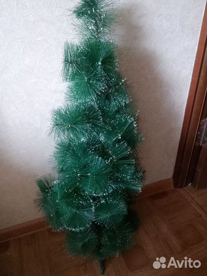 Елка искусственная