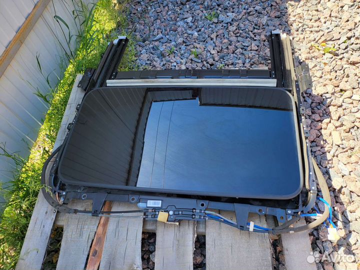 Отличное сост. Люк всборе Quoris Kia