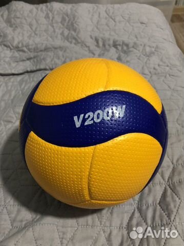 Волейбольный мяч