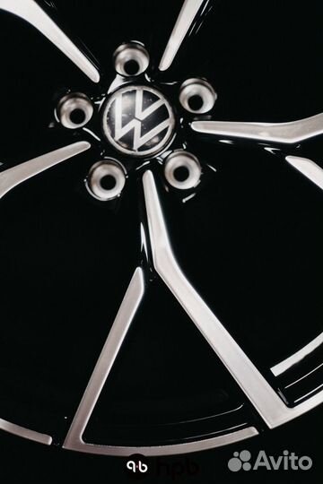 Кованые колесные диски для VW Tiguan R20