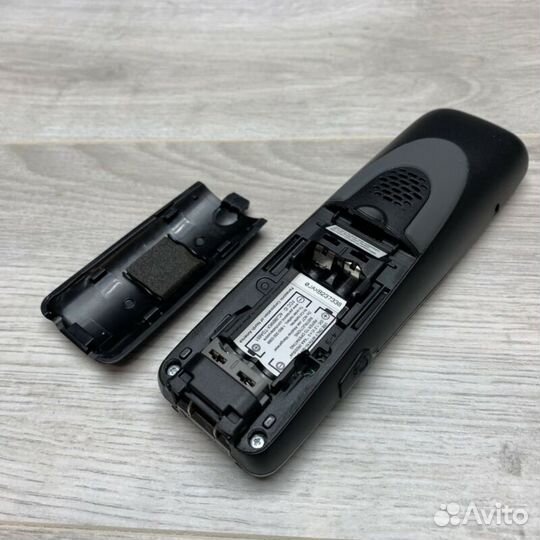 Радиотелефон-трубка Panasonic kx-tgх 651