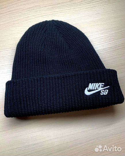 Шапка Nike SB на зиму