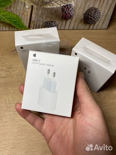 Сетевое зарядное устройство Apple 20W