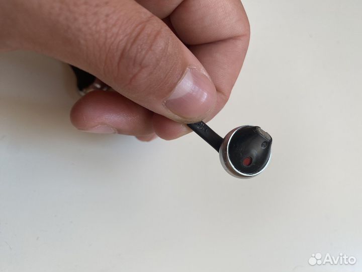 Наушники с микрофоном