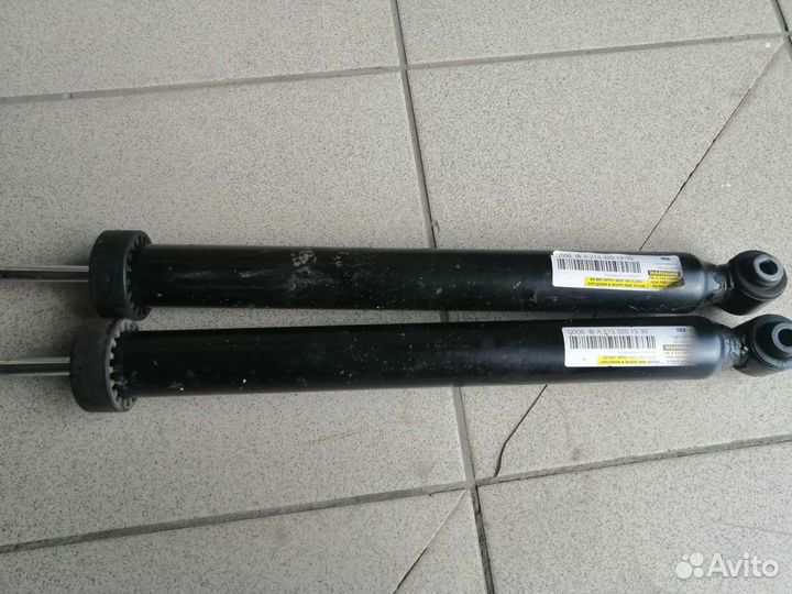 Амортизатор задний Mercedes Benz оригинал