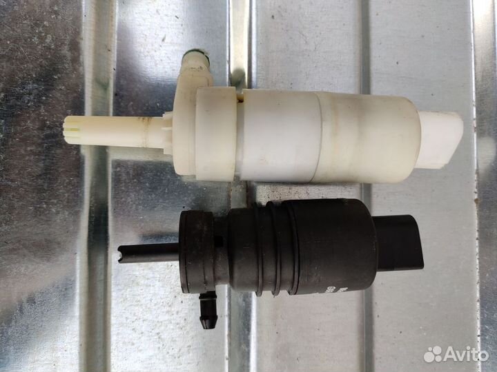 Моторчик стеклоомывателя Mercedes W211