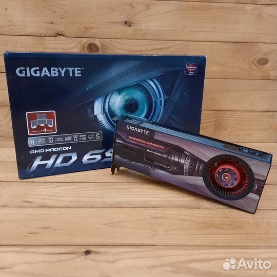 Видеокарта gigabyte HD6970 2GB gddr5 256BIT