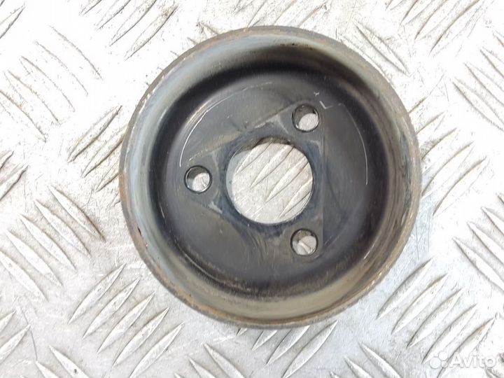 Шкив водяного насоса помпы Mazda 3 BK бк
