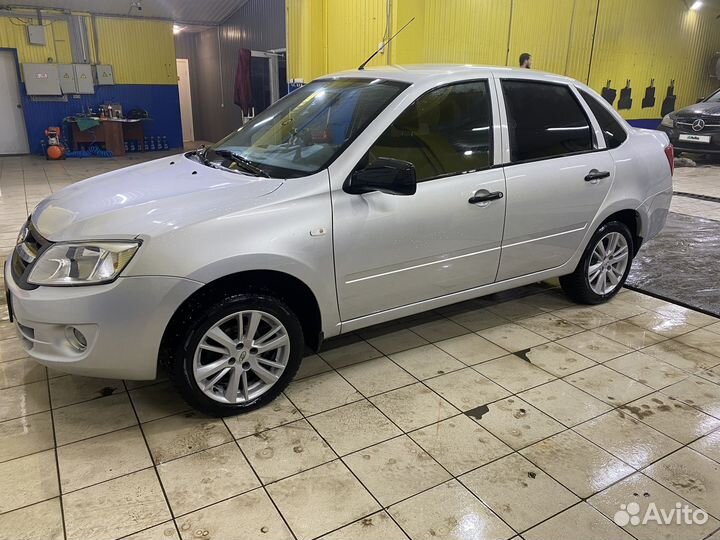 LADA Granta 1.6 МТ, 2013, 243 000 км
