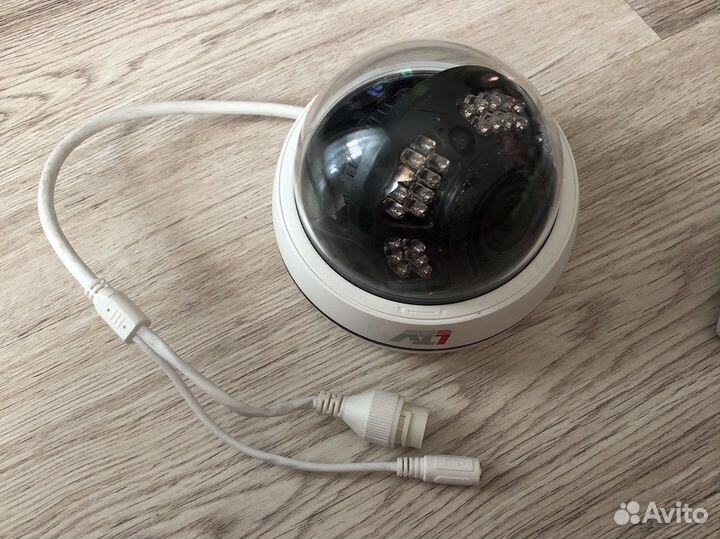 IP-видеокамера LTV CNE-724 48