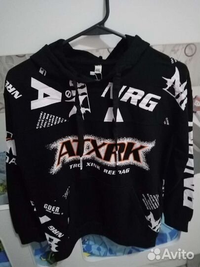 Толстовка новая р. 152-158