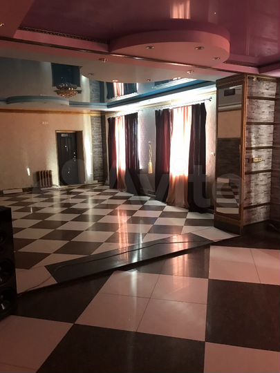 Торговая площадь, 450 м²