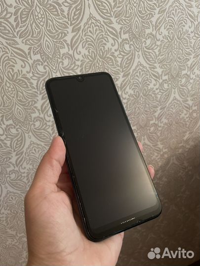 Телефон Huawei