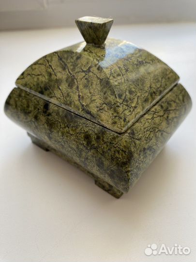 Шкатулка для украшений змеевик