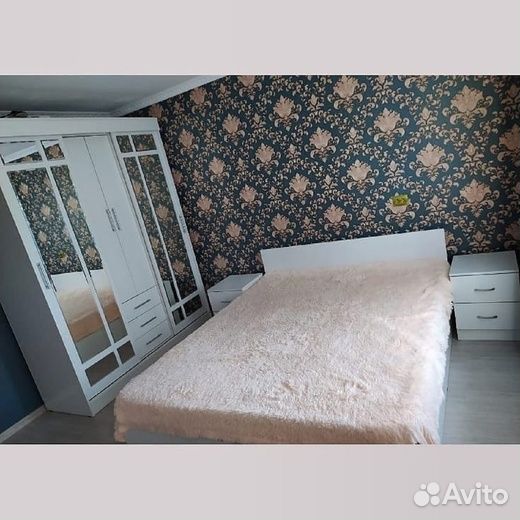 Спальный гарнитур