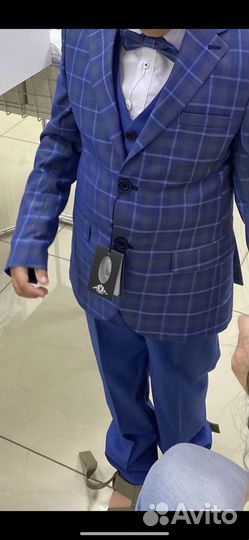 Костюм тройка