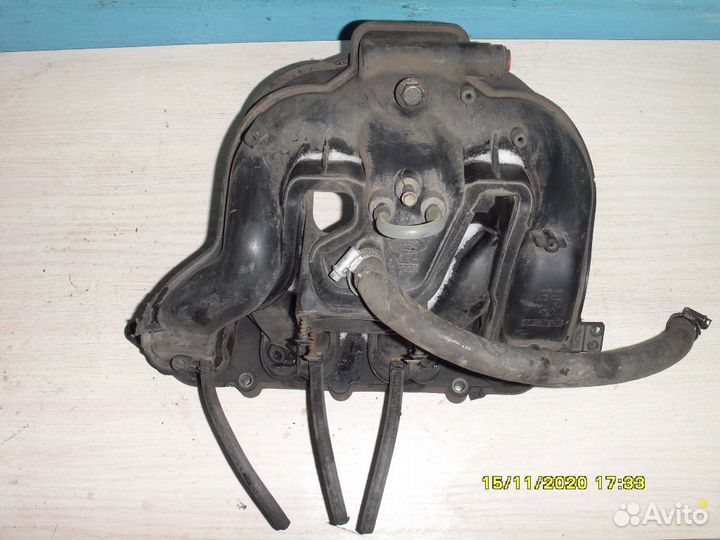 Коллектор впускной 1113071 Ford Focus 1 (DFW)