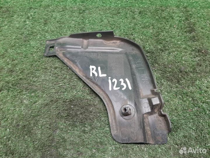 Пыльник кузова Toyota Corolla E120 2006