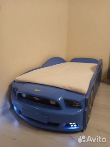 Кровать машинка mustang