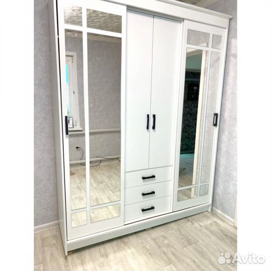 Шкаф-купе лорд Белый гладкий