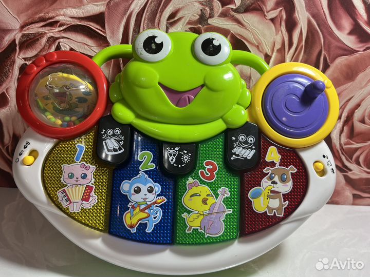 Развивающие игрушки(музыкальные )
