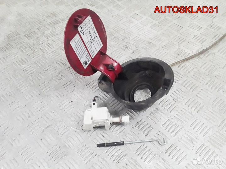 Лючок бензобака Volkswagen Golf 4 1J6809857E
