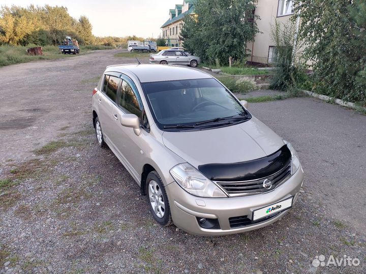 Nissan Tiida, 2011
