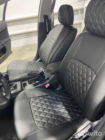 Чехлы LADA Kalina Kross чёрный ромб