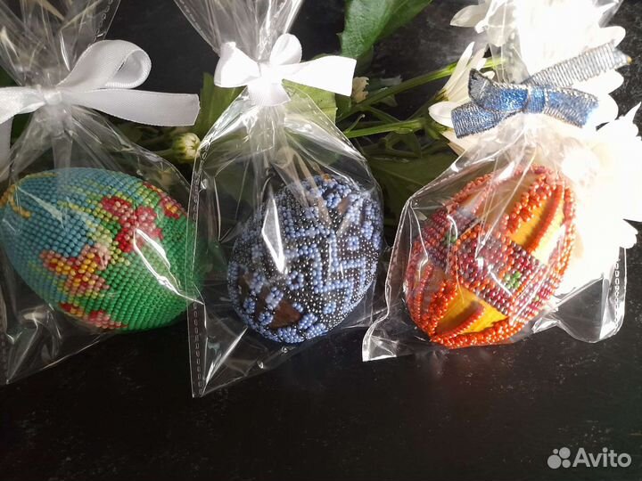 Яйцо пасхальное из бисера