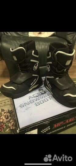 Ботинки для снегохода
