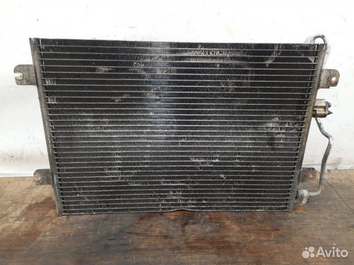 Радиатор кондиционера Renault Megane кабриолет 1.6