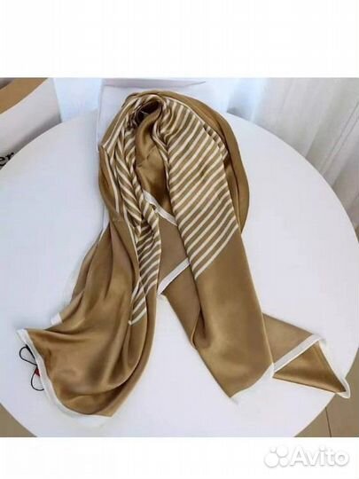 Шелковый шарф