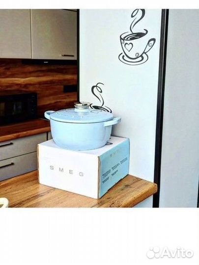 Чугунная кастрюля Smeq