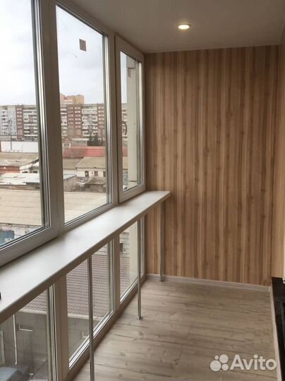 Остекление балконов. Отделка балконов