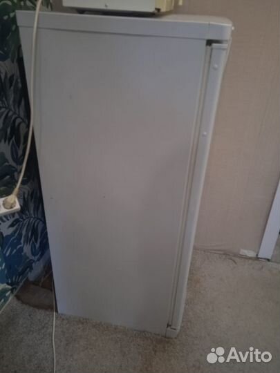 Холодильник Stinol