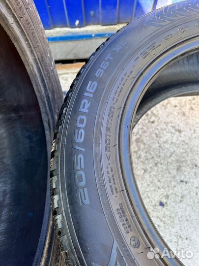 Nokian Tyres Hakkapeliitta 8 205/60 R16