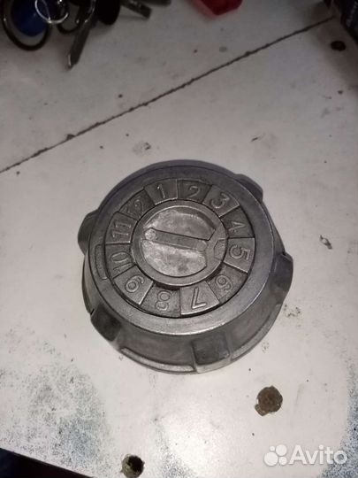 Крышка на бензобак ваз