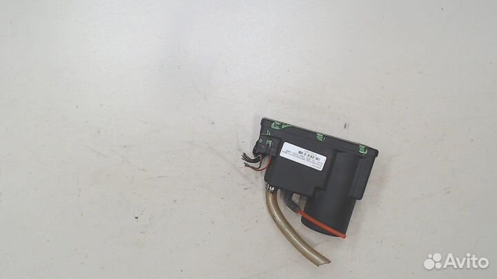 Компрессор центрального замка Audi A4 (B5), 1995