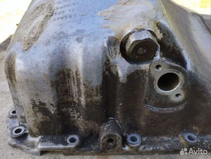 Поддон двигателя AEB