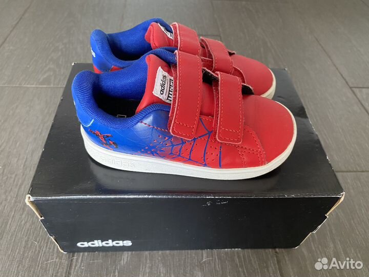 Кроссовки детские adidas