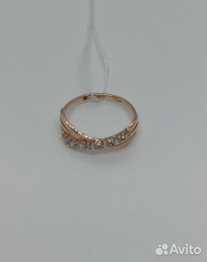 Золотое кольцо с камнем 15,5р